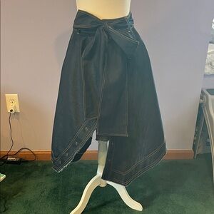 Pilcro dark denim skirt size 2